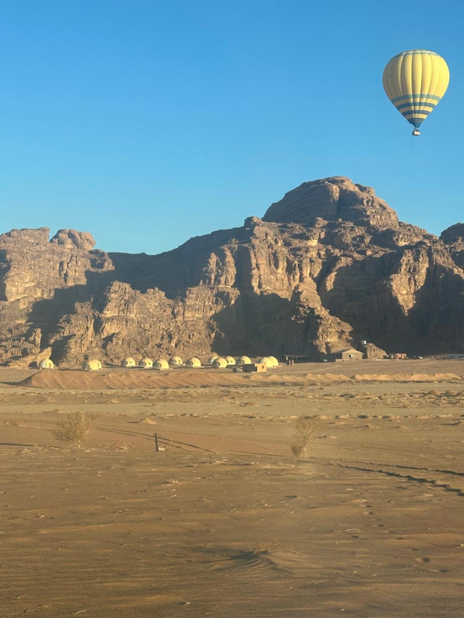 Hotel Night Magic Camp à Wadi Rum Extérieur photo